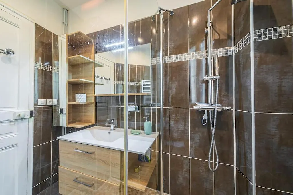 Apartment Haussmannien Proche Parc Des Princes Paris